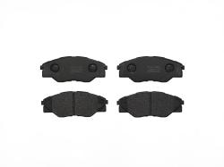 P 83 137 Колодки тормозные TOYOTA HILUX 08- передние