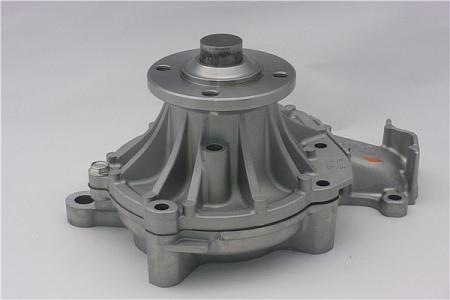 Помпа водяная Toyota gwt-116ah